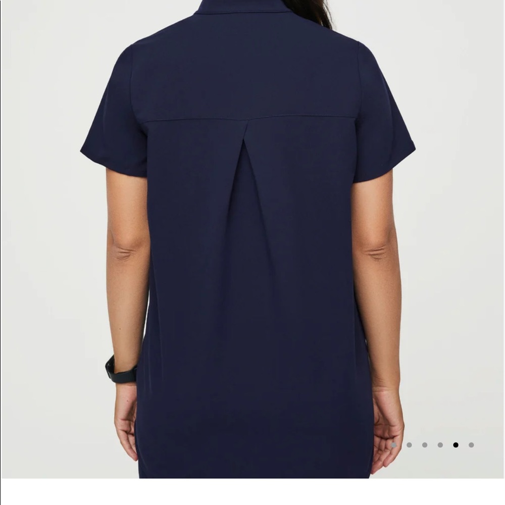 Figs maternity top